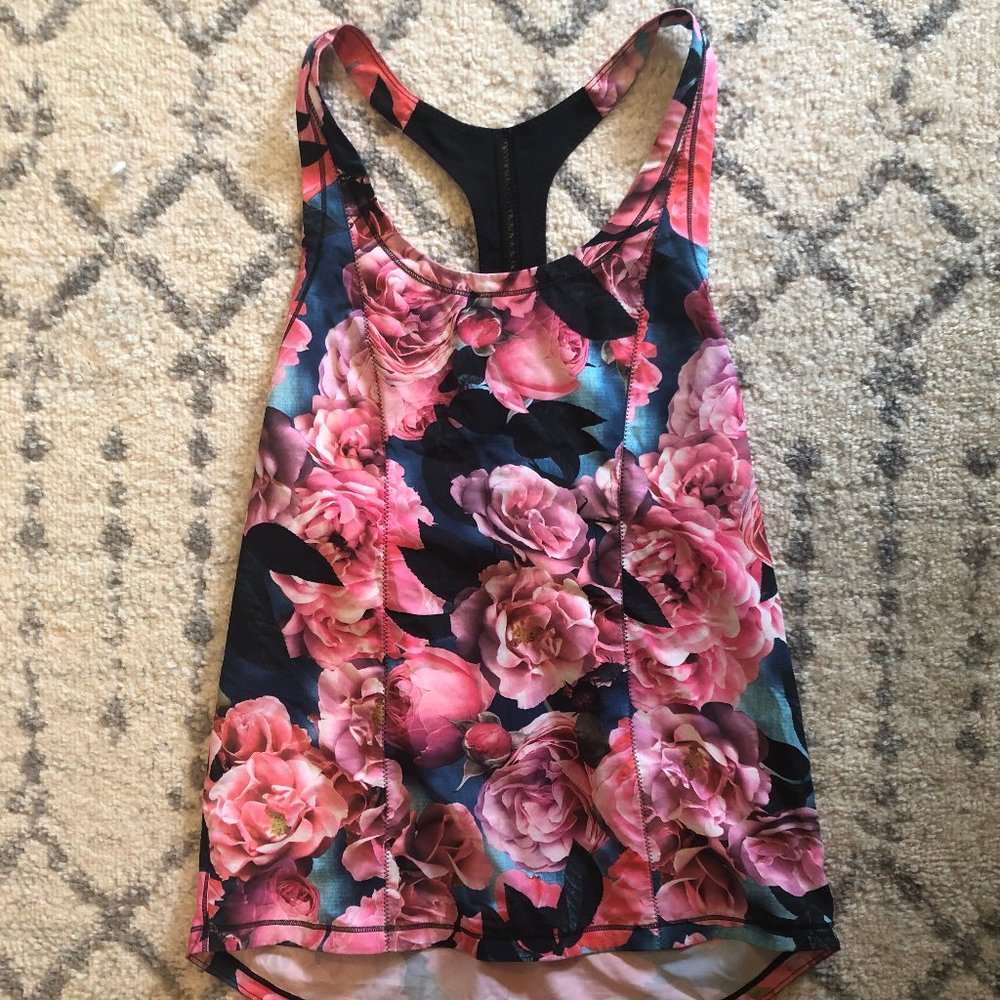Lululemon Athletica Coastal Tank Top, Size 2